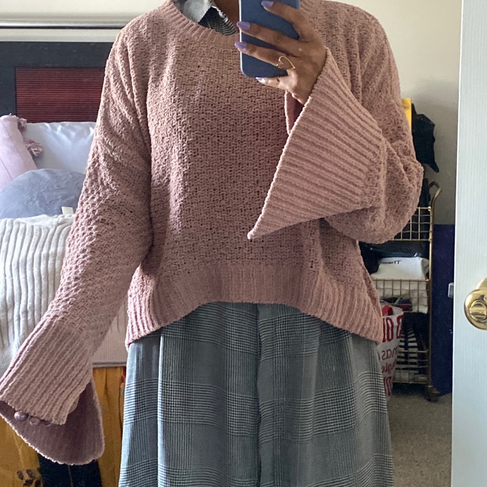 Splendid dusty rose sweater
